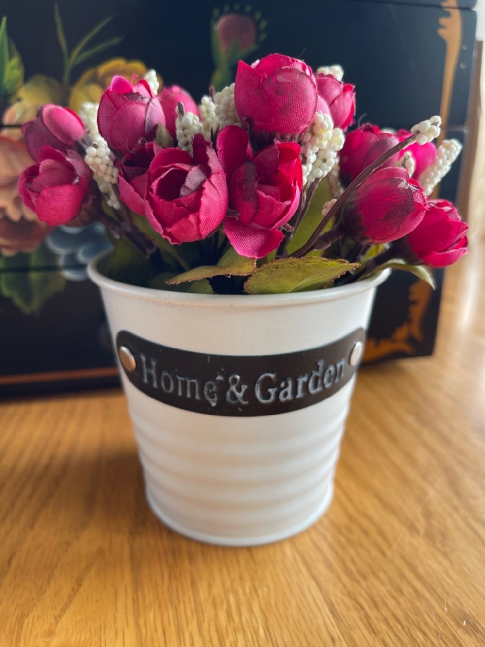 Pink Artificial Rose Bouquet in White Planter🌺